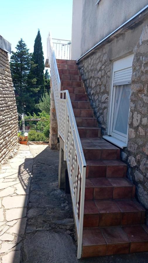 Apartments Happy Day Karlobag Exterior foto