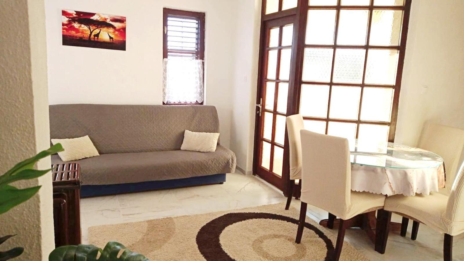 Apartments Happy Day Karlobag Exterior foto